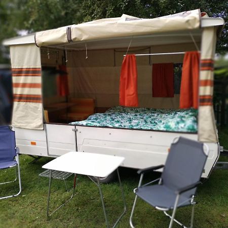 Hotel Retro Vouwwagen Tynaarlo Esterno foto